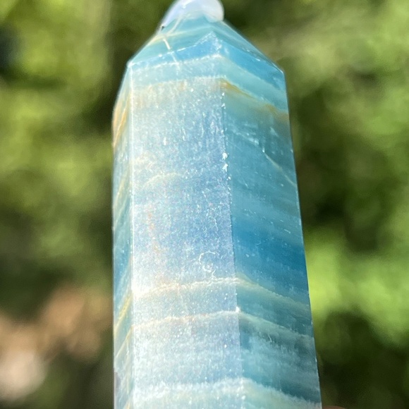 Blue onyx (d) tower | crystal - Picture 9 of 13